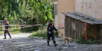 В Гуково ввели режим ЧС в границах поврежденного после атаки БПЛА дома - DonDay.Ru