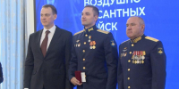 В преддверии Дня ВДВ в Рязани прошла церемония награждения военнослужащих - ГТРК ОКА