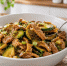 Мариную свинину в яичном белке и быстро жарю с кабачками: мясо получается особенно мягким - Кубанские Новости