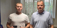 Алексей Косач вручил партийный билет участнику СВО - Krasnodarik.Ru