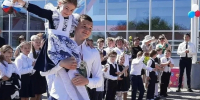 последний звонок школа - ЗА Новомосковск