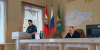 В Курской области сотрудники МЧС проводят инструктажи на избирательных участках - РИА Курск