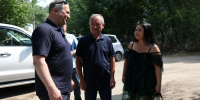 Иван Носков без предупреждения приехал посмотреть, как благоустраивают двор в Самаре - Самарская Газета