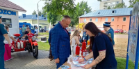 Пожарные Леноблпожспас устроили безопасный праздник для гостей фестиваля «День Детства» в Ивангороде - Online47.Ru