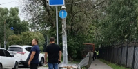 В Нижнем Новгороде маршрутка с умершим водителем снесла остановку и выехала на тротуар - ProGorodNN.Ru