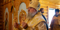 Правящий архиерей совершил Литургию в престольный праздник храма пророка Божия Илии города Красноярска - Епархия