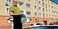 Две с половиной тонны питьевой воды передали в Центр сбора гуманитарной помощи - Администрация Наро-Фоминского г.о.