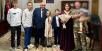 Семья Силиверстовых из Костромской области стала «Семьёй года» - ГТРК Кострома