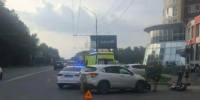 В Томске на перекрестке столкнулись автомобиль и мотоцикл: есть пострадавшие - ГТРК Томск