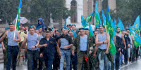 Десантники прошли праздничным шествием по центру Челябинска - Вечерний Челябинск