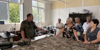 Тепло от "Материнских сердец": Олег Чернышёв встретился с волонтерами в Новороссийске - Справедливая Россия