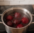 Не варю свеклу часами — достаточно 15 минут: получается вкуснее, сочнее и без запаха на весь дом - Pro Город Ухта