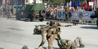 Курсанты ВПК поздравили Бердск с Днём ВДВ мощным шоу - Бердск-Онлайн.Ru