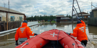 Более 50 дворовых территорий освободились от воды в Верхоянске и Боронуке - Якутское-Cаха ИА