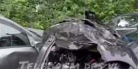 BMW влетел в припаркованные машины во Владивостоке: машины разбросало по проезжей части - ГТРК Владивосток