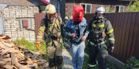 В Бийске произошел крупный пожар в двухквартирном жилом доме, спасены люди - Газета Бийский рабочий