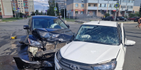 Женщина и 10-летний мальчик пострадали при столкновении Lada и Mazda в Самаре - Самарская Газета