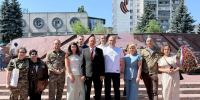 Курские партийцы почтили память героев-десантников в День ВДВ - ЛДПР