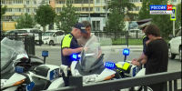 Смотрите в 21:10. Подростков-нарушителей на мопедах в ходе рейда задержали сотрудники ДПС - ГТРК Дальневосточная