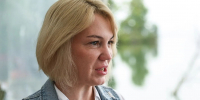Тюменские ветераны СВО и их семьи научились управлять парусным катамараном - ИА Тюменская линия