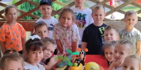В подготовительной группе детского сада «Ромашка» Тербунского округа — день сбора урожая - Министерство образования