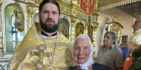 Настоятель храма поздравил прихожанку с 100-летним юбилеем - Балашовская Епархия