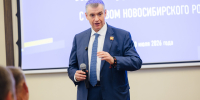 ЛДПР в Новосибирске: Слуцкий наградил матерей солдат и обозначил приоритеты партии - ЛДПР
