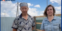 "Огонь зашёл с трёх сторон к дому": в Волжском многодетные семьи бросили жить в сухой степи - Блокнот Волжского