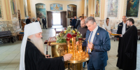Митрополит Сергий встретился с лидером ЛДПР Леонидом Слуцким в Покровском кафедральном Барнаула - Алтайская митрополия