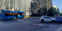 В Брянске на улице Калинина автобус № 37 попал в массовое ДТП - Газета Брянские новости