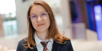Гимназистка из Одинцова завоевала серебряную медаль на международной олимпиаде по лингвистике - Правительство Московской области