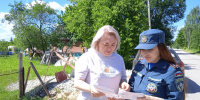 Спасатели Кингисеппского района напомнили жителям частного сектора о правилах пожарной безопасности - Online47.Ru