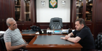 Глава Хасавюрта встретился с жителем города, подписавшим контракт с Министерством обороны РФ - Администрация МО г. Хасавюрт