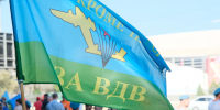 Свыше 200 астраханцев посетили мобильный пункт отбора на контрактную службу в День ВДВ - Газета Волга