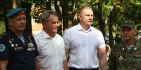 Олег Курдюков принял участие в митинге у мемориала «Разорванная звезда» - Министерство региональной безопасности