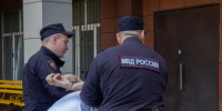 Вологжанин сдал в ломбард золотые кольца, похищенные у знакомой, пока она оставила его с ребёнком - OnlineVologda.Ru
