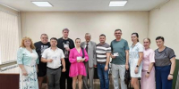 В окружных избирательных комиссиях зарегистрированы кандидаты от политических партий - Избирательная комиссия