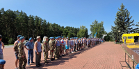 Клирик Выксунского благочиния принял участие в митинге, посвящённом Дню ВДВ - Выксунская епархия