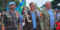 Им дружба с небом дорога | Фотография 1 - Магнитогорский металл
