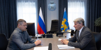 Михаил Ведерников и Виктор Мусатов обсудили создание при поддержке нацпроекта тепличного комплекса для лесовосстановления - Правительство Псковской области