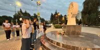 Молодежный парламент и Почетный караул Краснодара почтили жертв атаки ВСУ - Комсомольская Правда