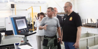 Губернатор посетил два предприятия мебельной промышленности в Бессоновке - SMI58.Ru