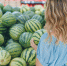 portrait-person-eating-watermelon.jpg - Gorod3466.Ru