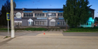 В Выльгорте мотоциклист без прав сбил девочку на пешеходном переходе - Bnkomi.Ru