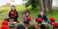 Светлана Иванова и Семен Казанцев посетили юнармейскую смену палаточного лагеря - Городская Дума