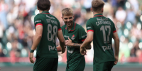 Радость Ненахова после гола.JPG - ФК Локомотив