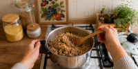 Пшено теперь скупаю пачками и смешиваю с гречкой — готовлю нежную рассыпчатую кашу. К такому гарниру и мяса не надо - Pro Город Ухта