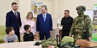 Ростислав Гольдштейн и Станислав Кочев встретились с участниками «Клуба боевых отцов» - Газета Республика