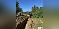 Почти 200 метров новых труб проложил Леноблводоканал в поселке Сарка - ЛенТВ24