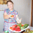 Мария Матыс из Заводоуковска уже много лет закручивает в банки щедрый летний урожай. /ФОТО АВТОРА - Zavodoukovsk.Online